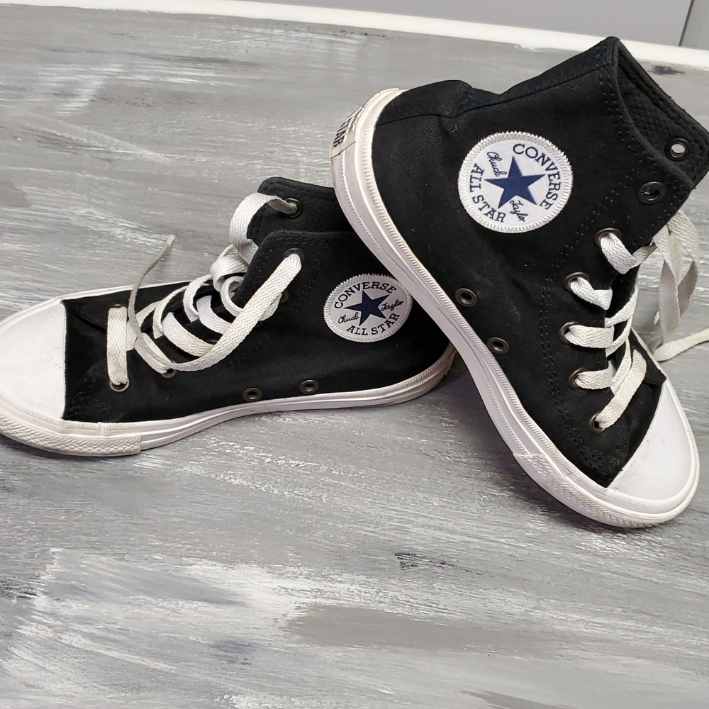 Converse Chuck Taylor II kids size 1